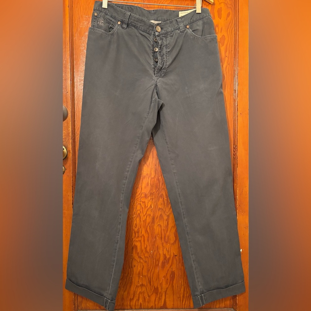 Brunello Cucinelli lightweight cotton cuffed 5 pocket jeans.